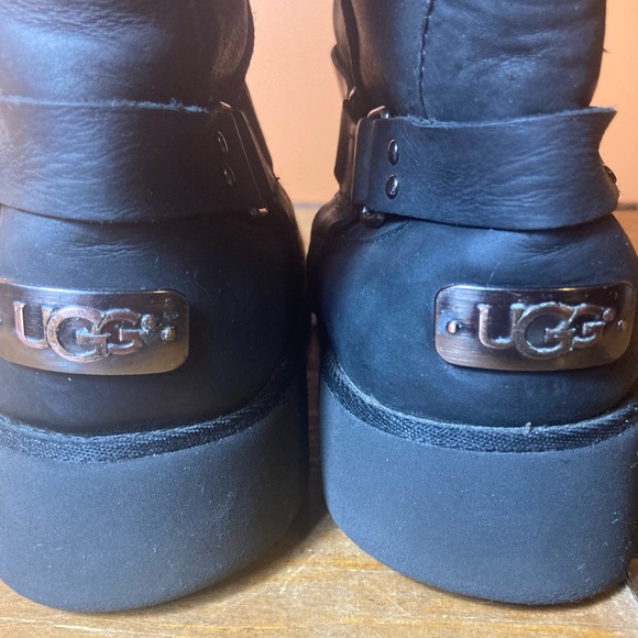 Ugg leather black boots - Picture 7 of 15